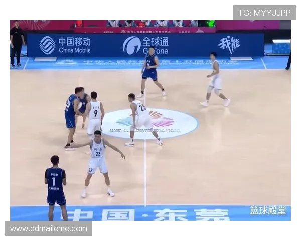 李添荣24分钟高效8中4砍13分4篮板助球队稳住节奏表现亮眼