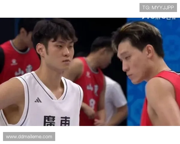 王浩然力挺杨溢前景光明看好其在联赛舞台持续成长冲击更高荣誉目标